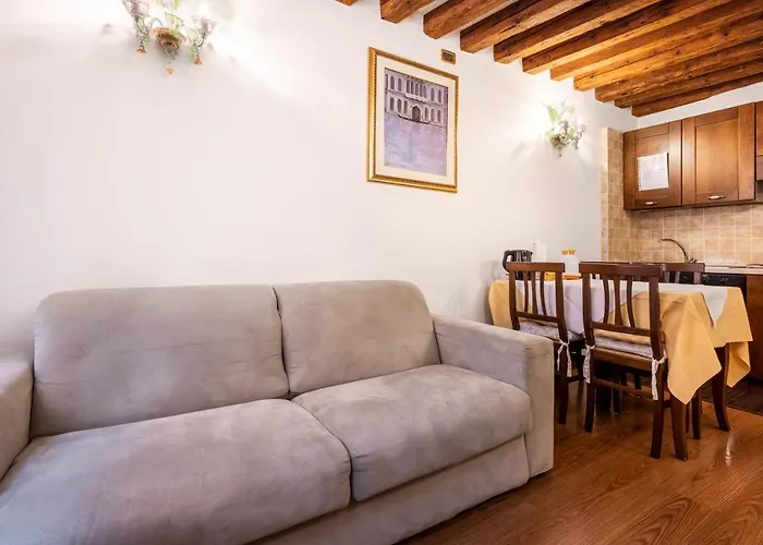 Ca' Pinelli Apartment Venice