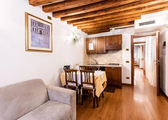 Ca' Pinelli * Венеция