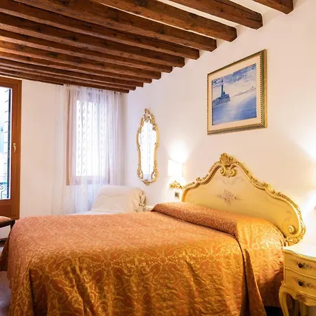 Ca' Pinelli Venetië